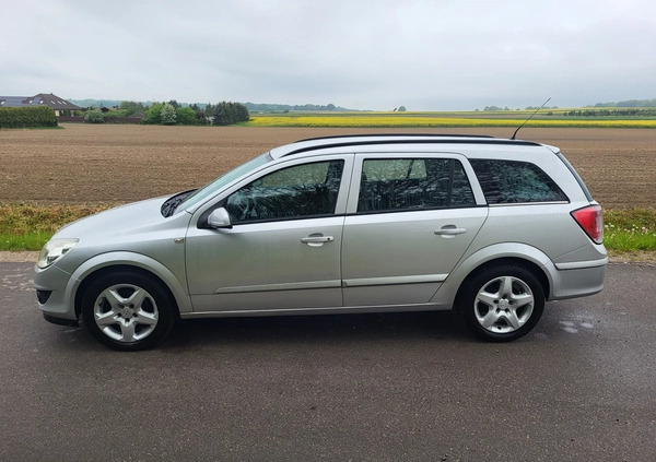 Opel Astra cena 9999 przebieg: 163291, rok produkcji 2007 z Słupsk małe 121